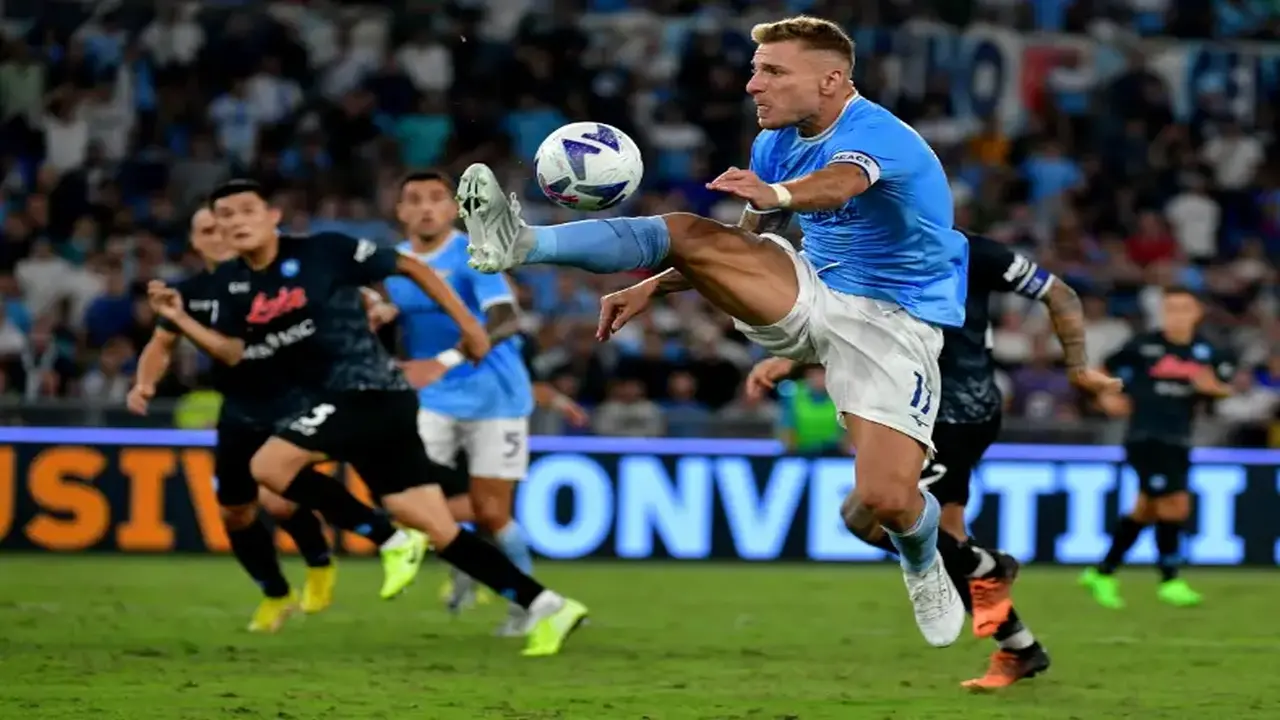 توقيت مباراة نابولي ضد لاتسيو في الدوري الإيطالي